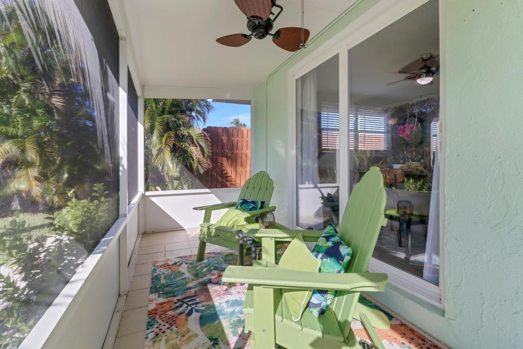 Little Beach House W/ Pool&Spa - 5 Minutes To Vanderbilt Beach North North Naples المظهر الخارجي الصورة