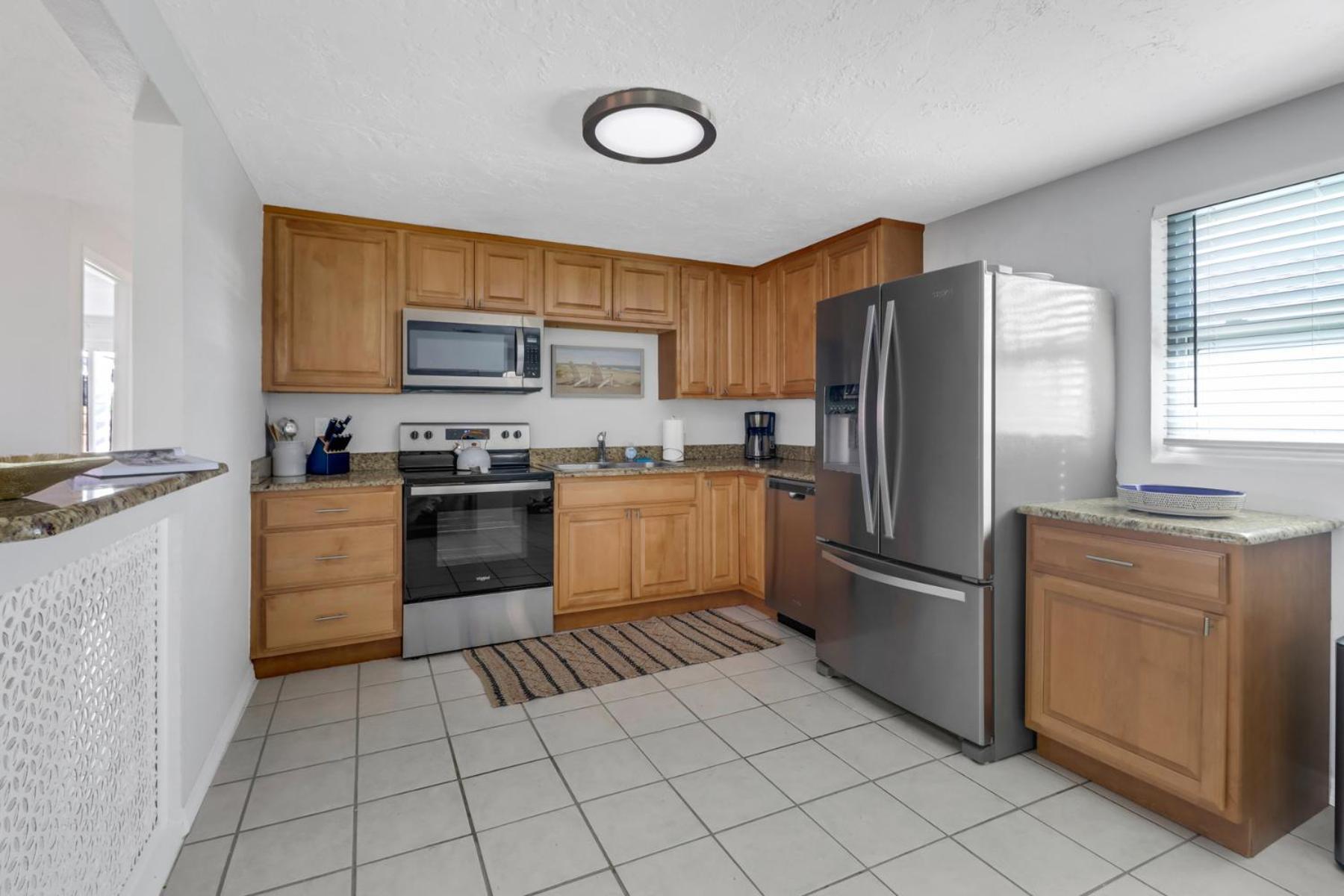 Little Beach House W/ Pool&Spa - 5 Minutes To Vanderbilt Beach North North Naples المظهر الخارجي الصورة